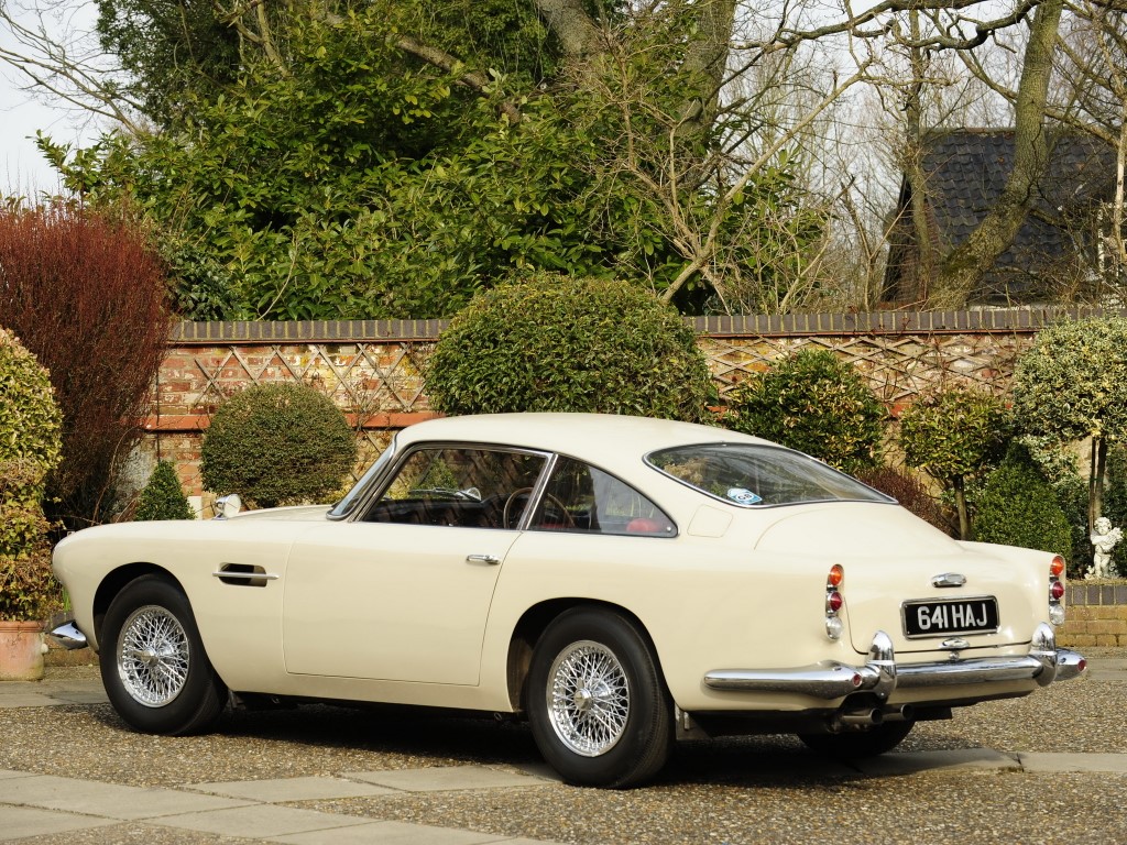 Aston Martin DB4 Overdrive (Manual)